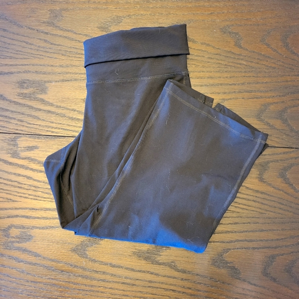 Fold over waist split hem yoga capri